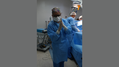 Dr. Gilberson Wanderley Silva mostra como o Mommy Makeover pode restaurar a confiança e a autoestima das mulheres no pós-parto.
